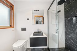 136 Knoke Ave, Gordon ACT 2906, Australia