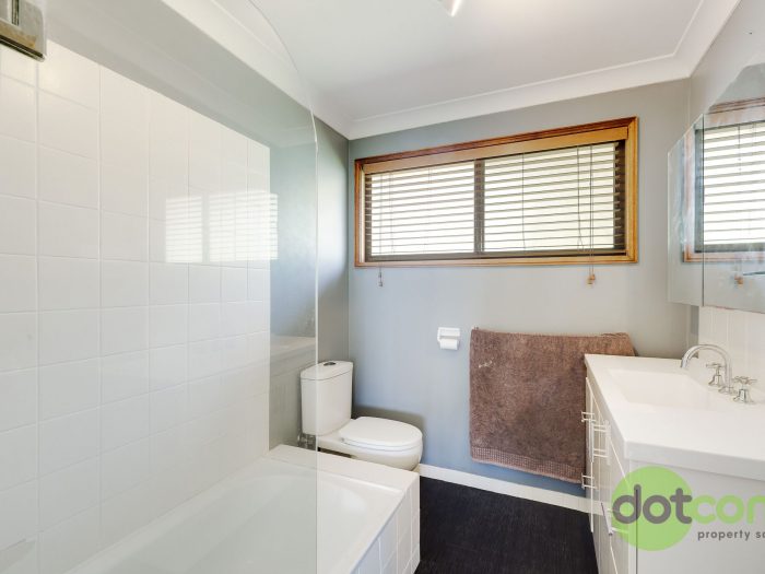 25 Lakeview Rd, Wangi Wangi NSW 2267, Australia