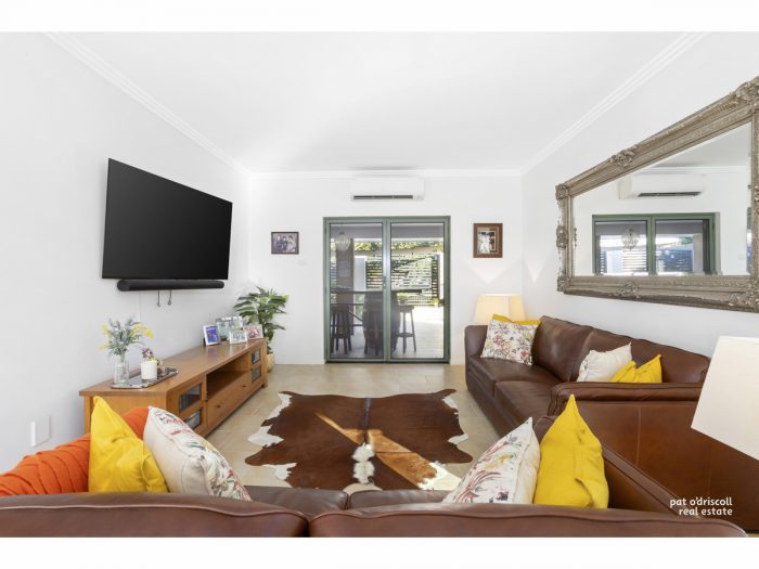 8 Laura Cl, Rockyview QLD 4701, Australia