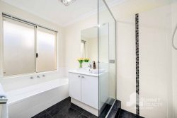 8 Magnolia Dr, Glen Iris WA 6230, Australia
