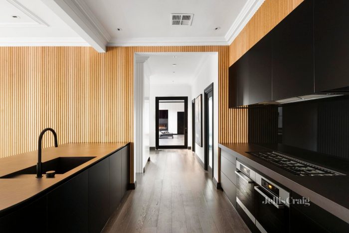 105 Maltravers Rd, Ivanhoe East VIC 3079, Australia