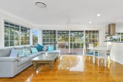 3 Malumba Ave, Saratoga NSW 2251, Australia