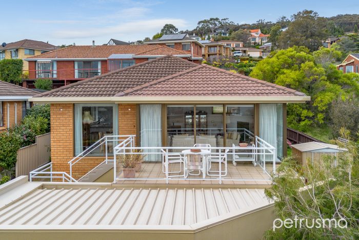 2/17 Minerva Street, Howrah TAS 7018, Australia