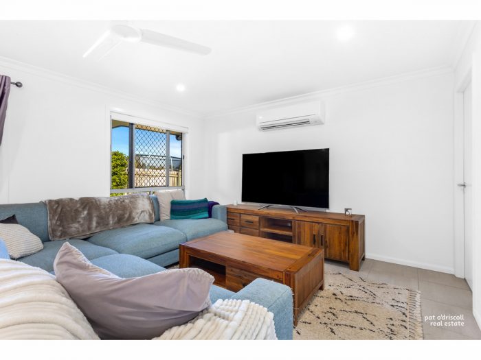 10 Chestnut Ave, Norman Gardens QLD 4701, Australia