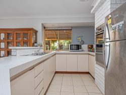 2 Montgomery Ln, Hannans WA 6430, Australia
