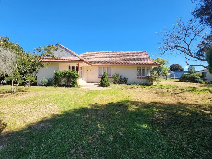 25674 New England Hwy, Applethorpe QLD 4378, Australia