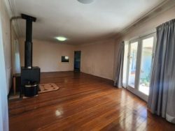 25674 New England Hwy, Applethorpe QLD 4378, Australia