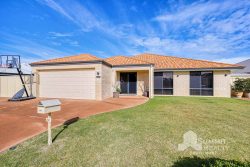 12 Kelston Way, Australind WA 6233, Australia