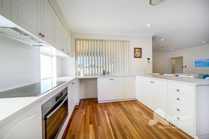 8 Magnolia Dr, Glen Iris WA 6230, Australia