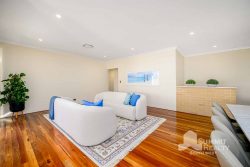 8 Magnolia Dr, Glen Iris WA 6230, Australia