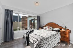 6 Nicholas Ave, Dodges Ferry TAS 7173, Australia