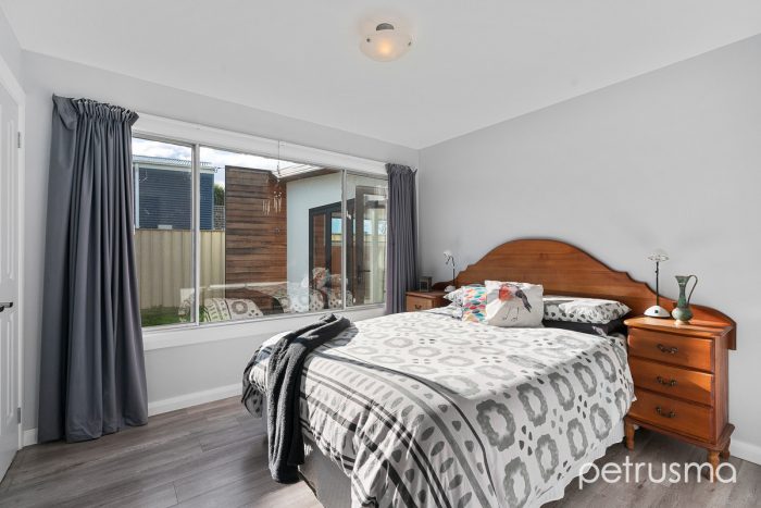 6 Nicholas Ave, Dodges Ferry TAS 7173, Australia