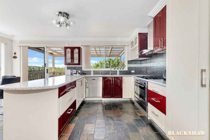 50 Noarlunga Cres, Bonython ACT 2905, Australia