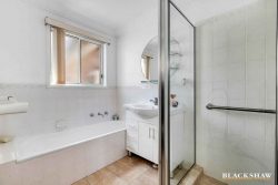 50 Noarlunga Cres, Bonython ACT 2905, Australia