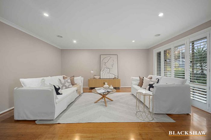 9 Orange Thorn Cres, Banks ACT 2906, Australia