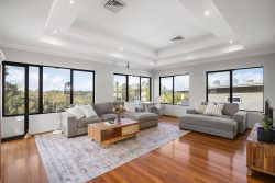 Unit 1/13 Hardy Rd, Bassendean WA 6054, Australia