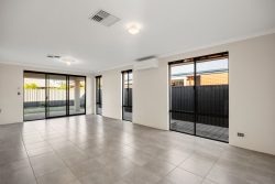 16 Battery St, Brabham WA 6055, Australia