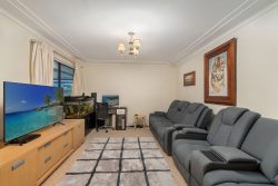 6 Pattie Pl, Woy Woy NSW 2256, Australia