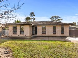 34 Powell Pl, Morphett Vale SA 5162, Australia