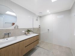 106C Moulden Ave, Yokine WA 6060, Australia
