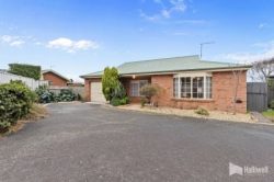 Unit 3/72 Quinlan Cres, Shearwater TAS 7307, Australia
