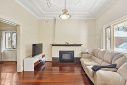 67 Hotham St, Bayswater WA 6053, Australia