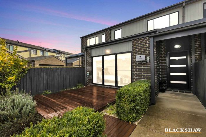 Unit 9/1 Ronald Walker St, Casey ACT 2913, Australia