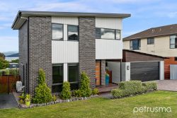 9 Seacroft Ct, South Arm TAS 7022, Australia