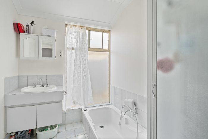 3 St Clair St, Yanchep WA 6035, Australia