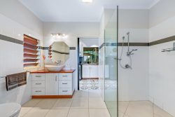 77 Staniland Dr, Strathdickie QLD 4800, Australia