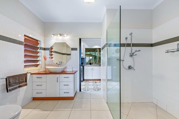 77 Staniland Dr, Strathdickie QLD 4800, Australia