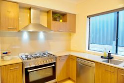 18 Igneous Rd, Craigieburn VIC 3064, Australia