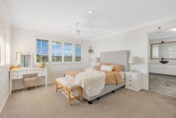Unit 2/9 Sequoia Ct, Banora Point NSW 2486, Australia