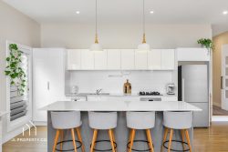 19 Sydney Ave, Umina Beach NSW 2257, Australia