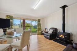 36 Third Ave, Semaphore Park SA 5019, Australia