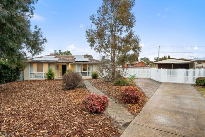 12 Tiernan Pl, Kambah ACT 2902, Australia