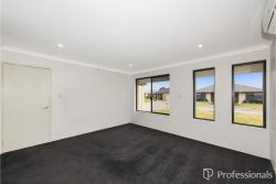 13 Tigereye Ave, Byford WA 6122, Australia