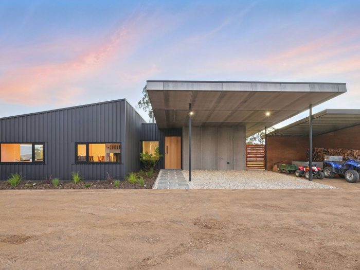 198 Tobys Hill Rd, Cygnet TAS 7112, Australia