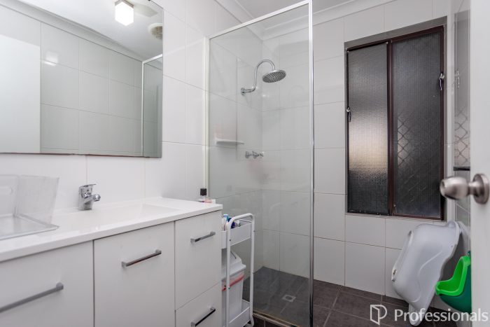 49 Townley St, Armadale WA 6112, Australia