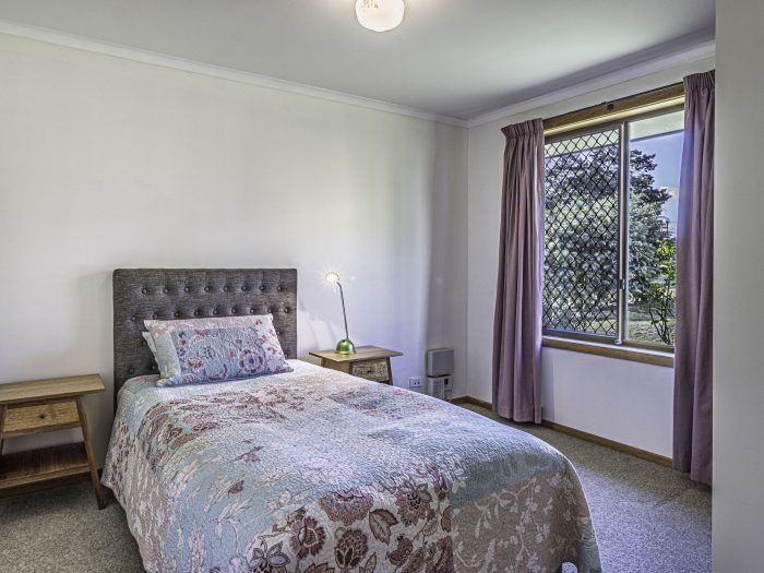 407 Village Dr, Kingston TAS 7050, Australia