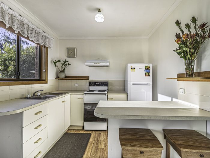 407 Village Dr, Kingston TAS 7050, Australia