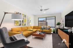 116 Vineyard Dr, Greenbank QLD 4124, Australia