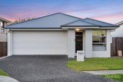 18 Cairo Wy, Spring Mountain QLD 4300, Australia