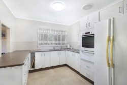 6 Woodview St, Browns Plains QLD 4118, Australia