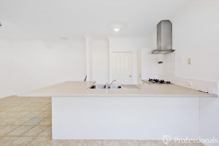42A Eastdene Cir, Nollamara WA 6061, Australia