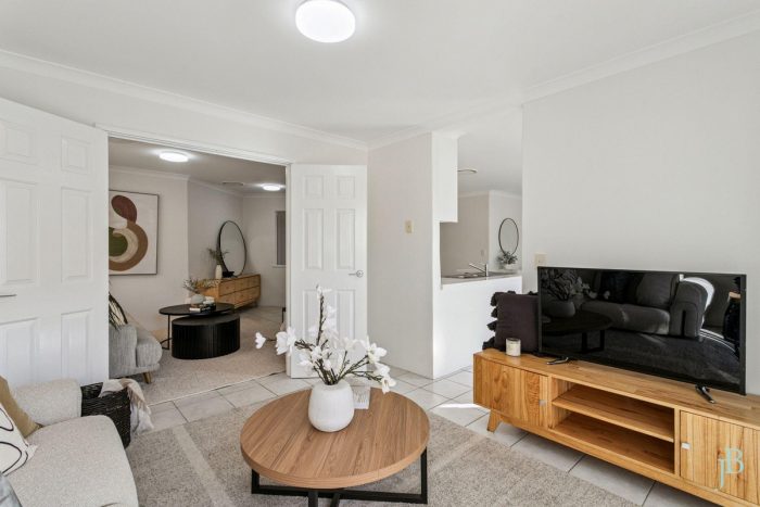 64B Cloister Ave, Manning WA 6152, Australia