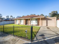 5A Homewood Dr, Mooroopna VIC 3629, Australia