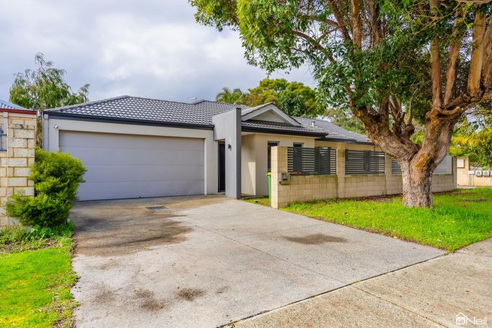 15A Sixth Rd, Armadale WA 6112, Australia