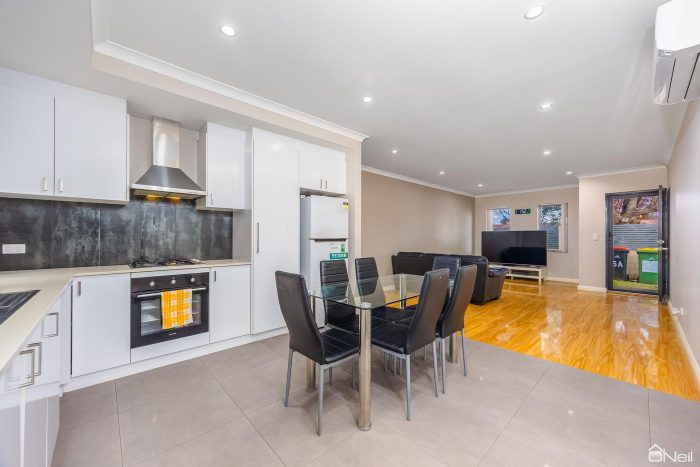 15A Sixth Rd, Armadale WA 6112, Australia