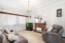 82 Iliffe St, Bexley NSW 2207, Australia